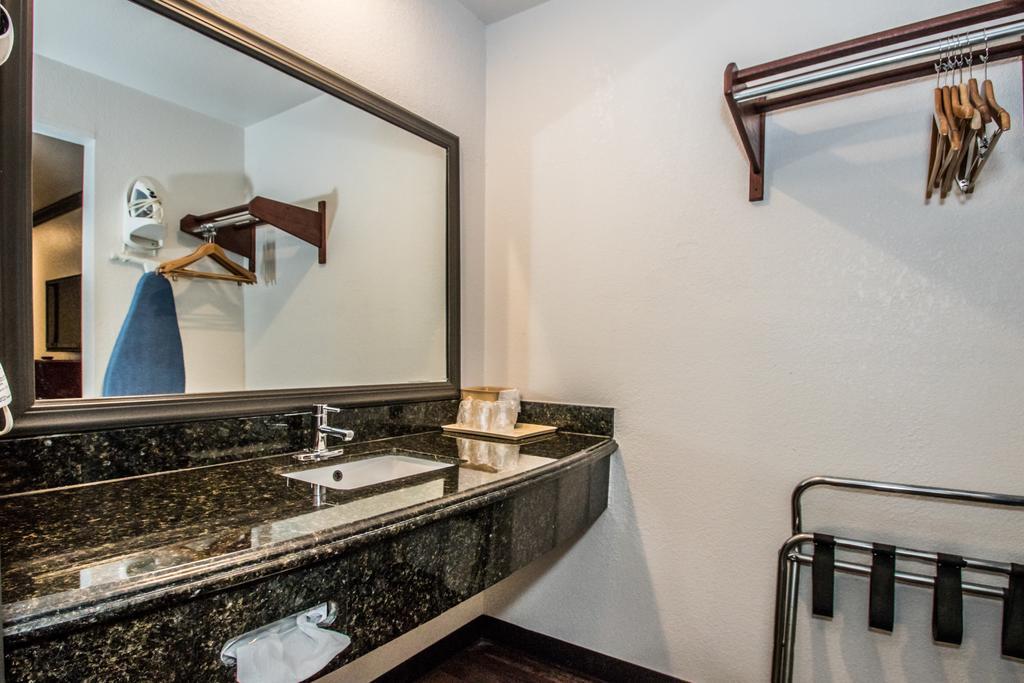 Americas Best Value Inn Fort Worth Zewnętrze zdjęcie