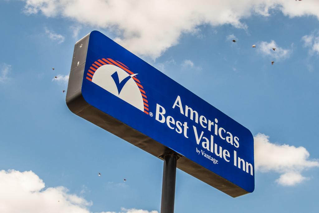 Americas Best Value Inn Fort Worth Zewnętrze zdjęcie