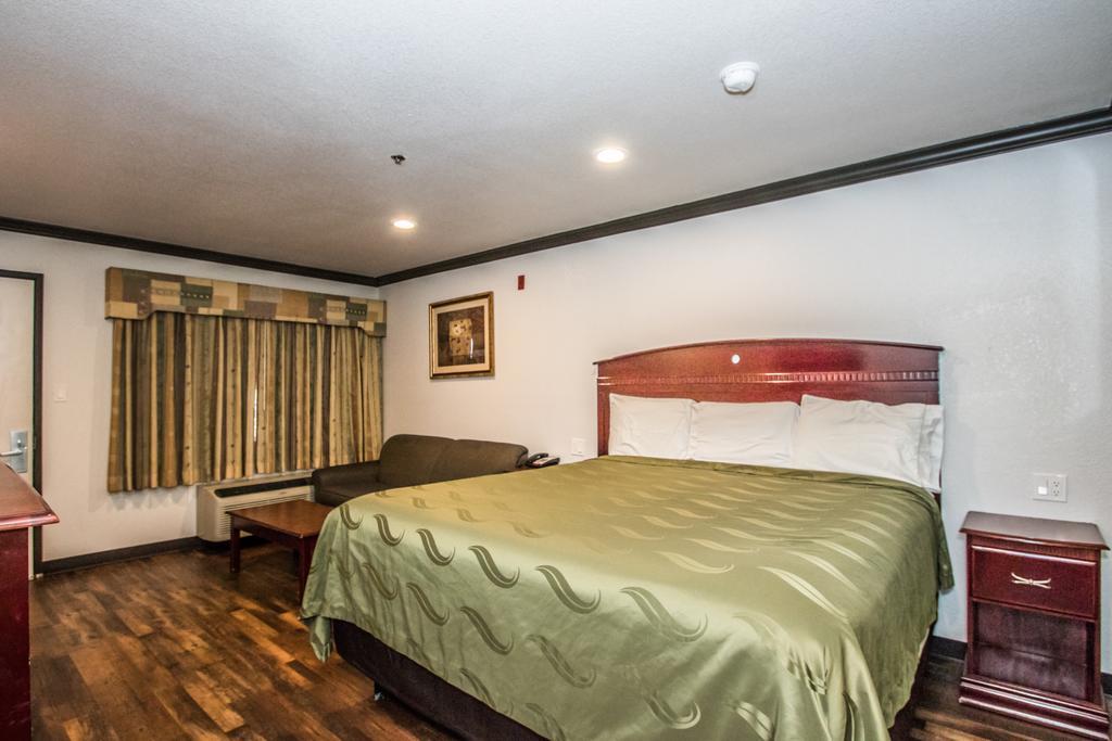 Americas Best Value Inn Fort Worth Zewnętrze zdjęcie