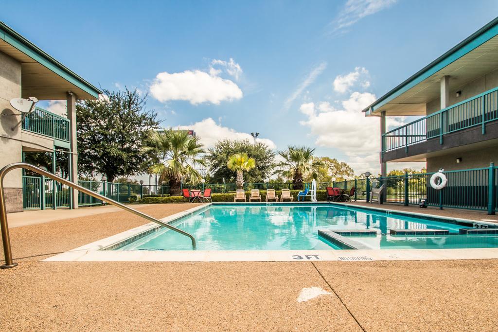 Americas Best Value Inn Fort Worth Zewnętrze zdjęcie
