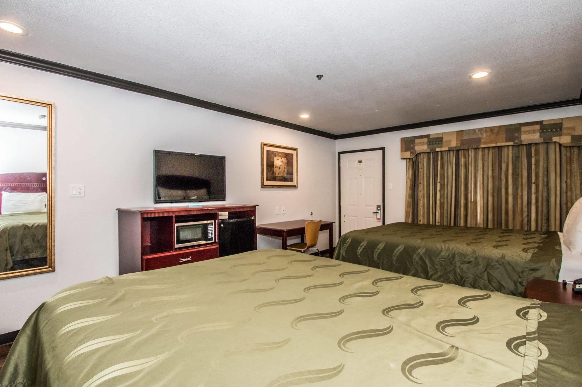 Americas Best Value Inn Fort Worth Zewnętrze zdjęcie