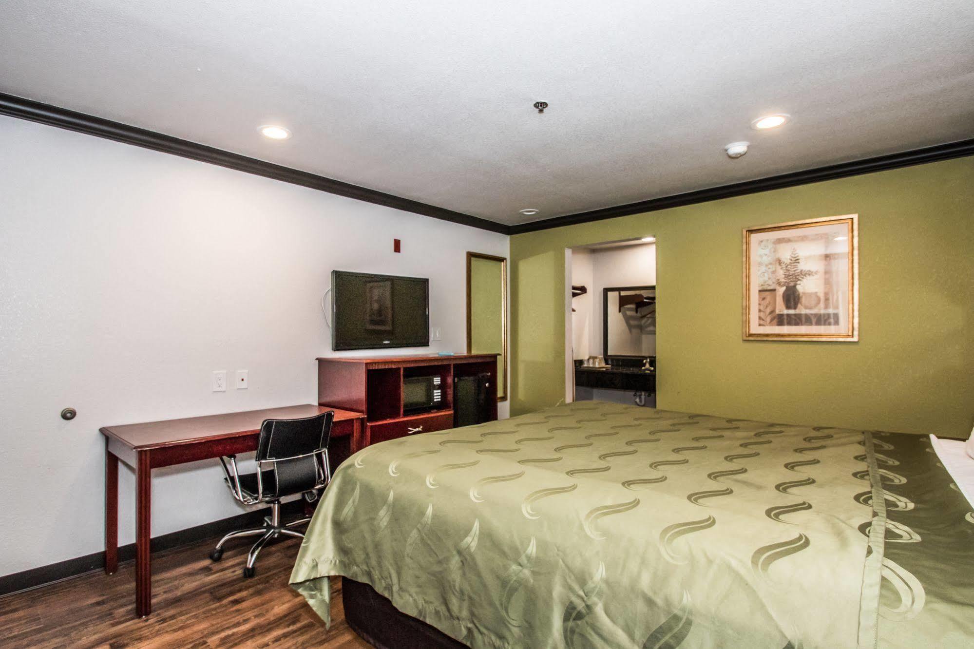 Americas Best Value Inn Fort Worth Zewnętrze zdjęcie