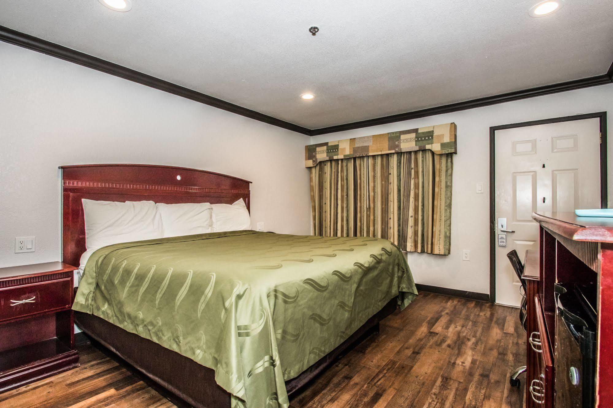 Americas Best Value Inn Fort Worth Zewnętrze zdjęcie