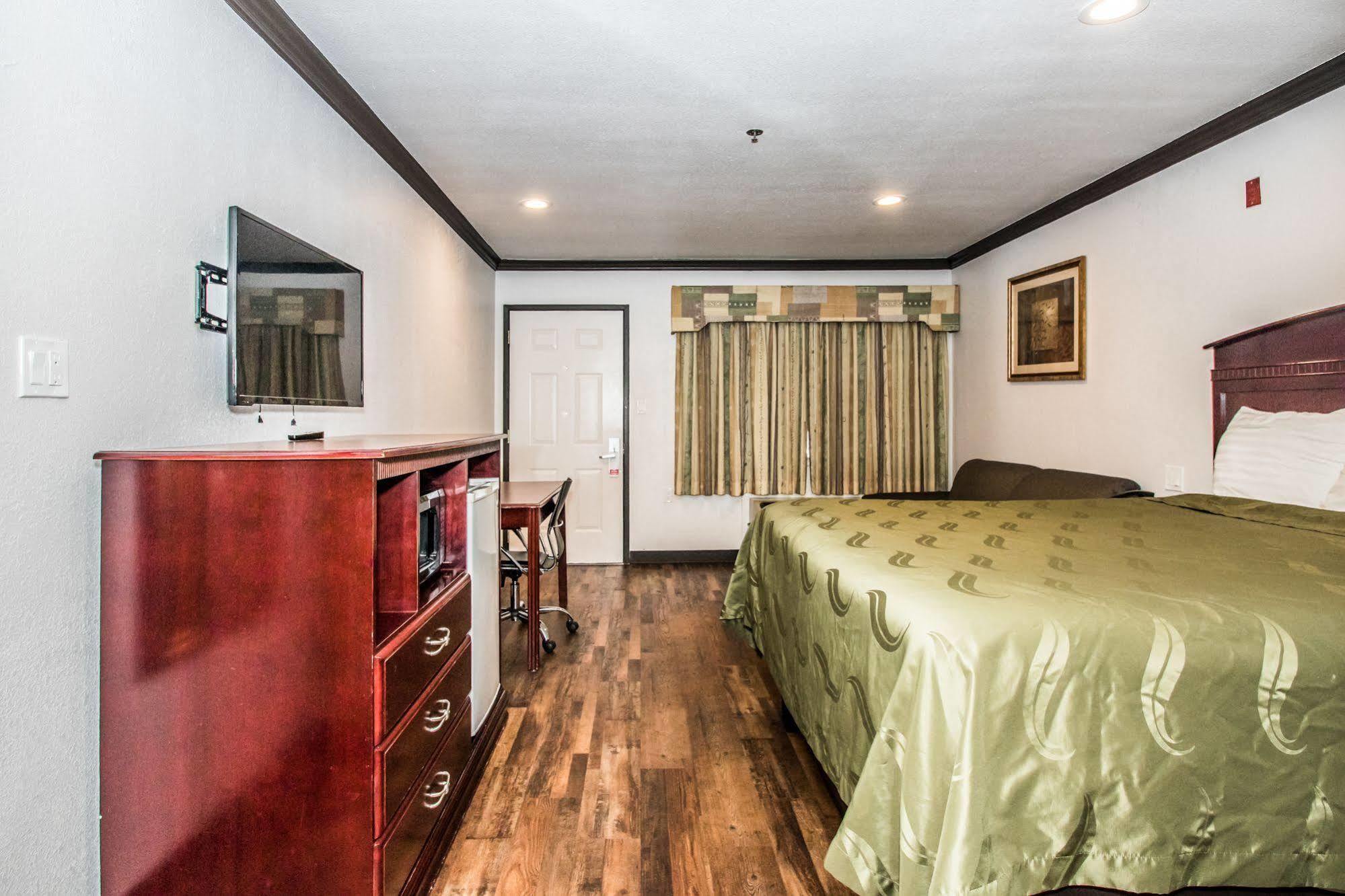 Americas Best Value Inn Fort Worth Zewnętrze zdjęcie